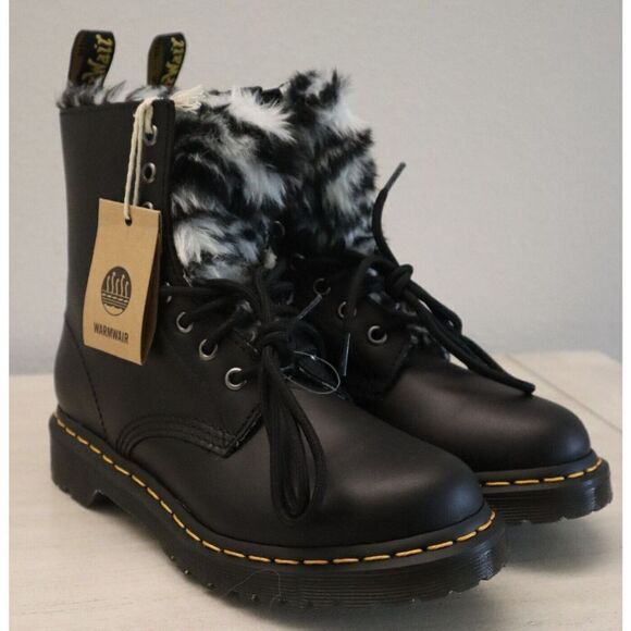 Dr. Martens Women's Sz 7 Black Faux Fur Lined 1460 Serena Leather Boots $180 - Picture 1 of 9
